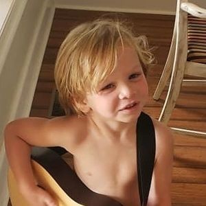 Meet your Posher, Sunshine